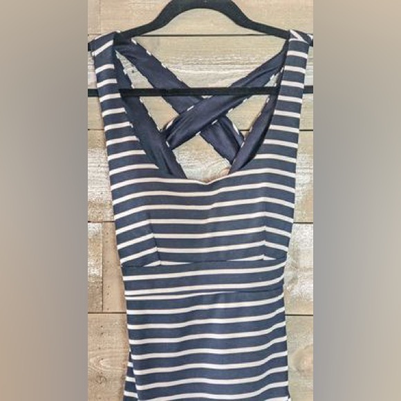 Dress Size Small Navy & White Stripe - Picture 2 of 5